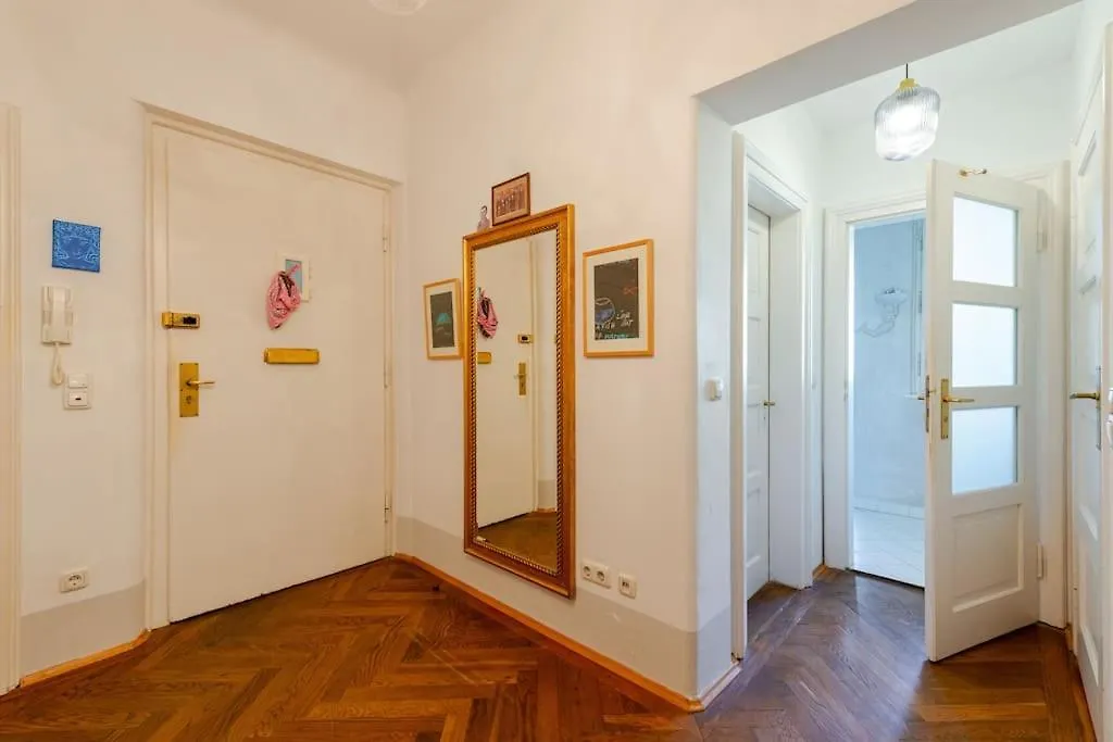 Haus Oktober Apartment Munich 0*,  Germany
